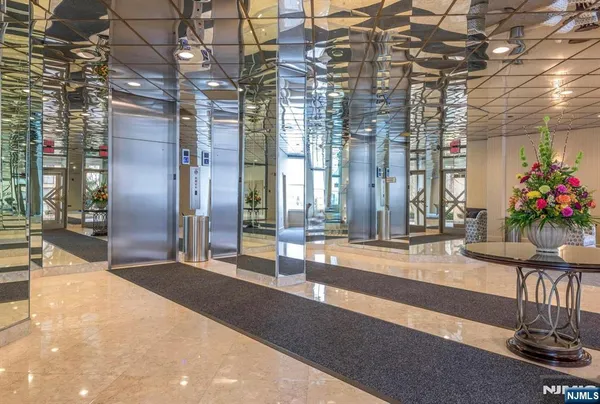 $639,000 | 245 Prospect Avenue, Unit 14D, Hackensack, NJ 07601