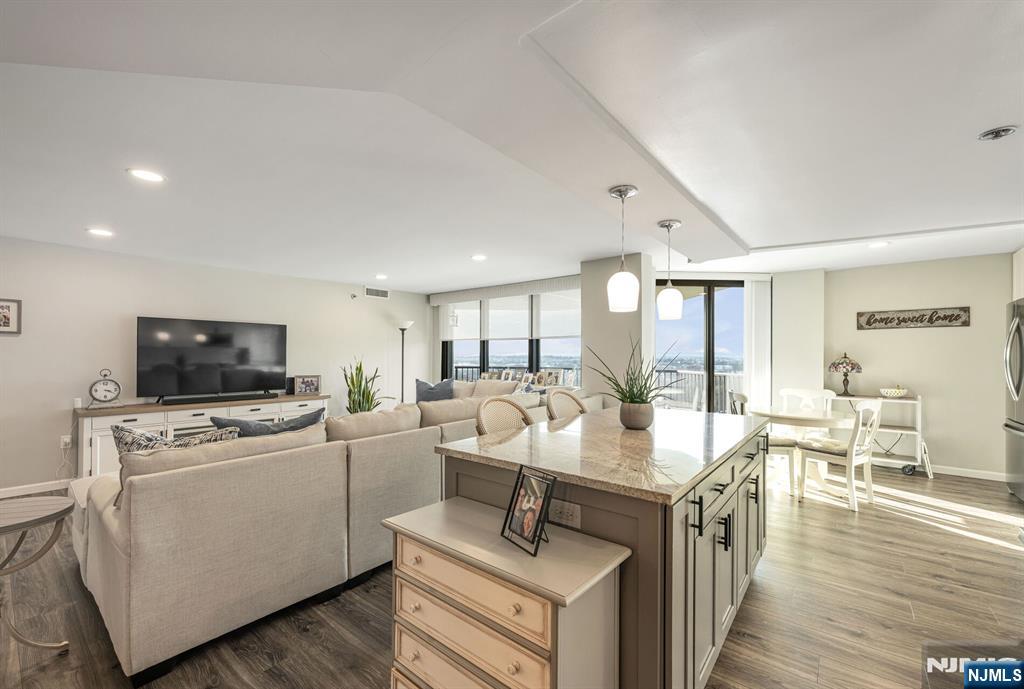 245 Prospect Avenue, Unit 14D Hackensack, NJ 07601 - Photo 10 of 50