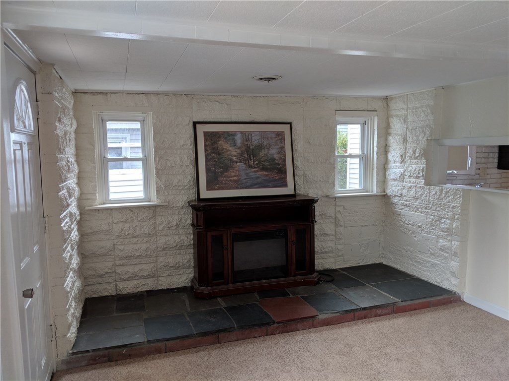 17 3 M Road Coventry, RI 02816 - Photo 17 of 23 Gallery Image 17