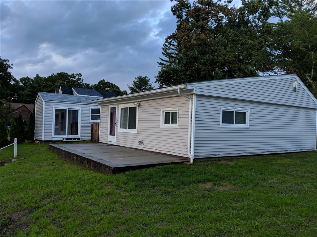 17 3 M Road Coventry, RI 02816 - Photo 8 of 23 Gallery Image 8