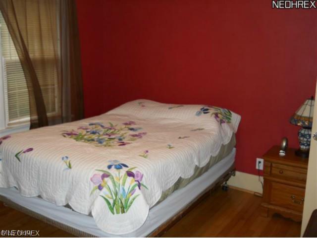 3037 Kiwatha Road Youngstown, OH 44511 - Photo 17 of 20