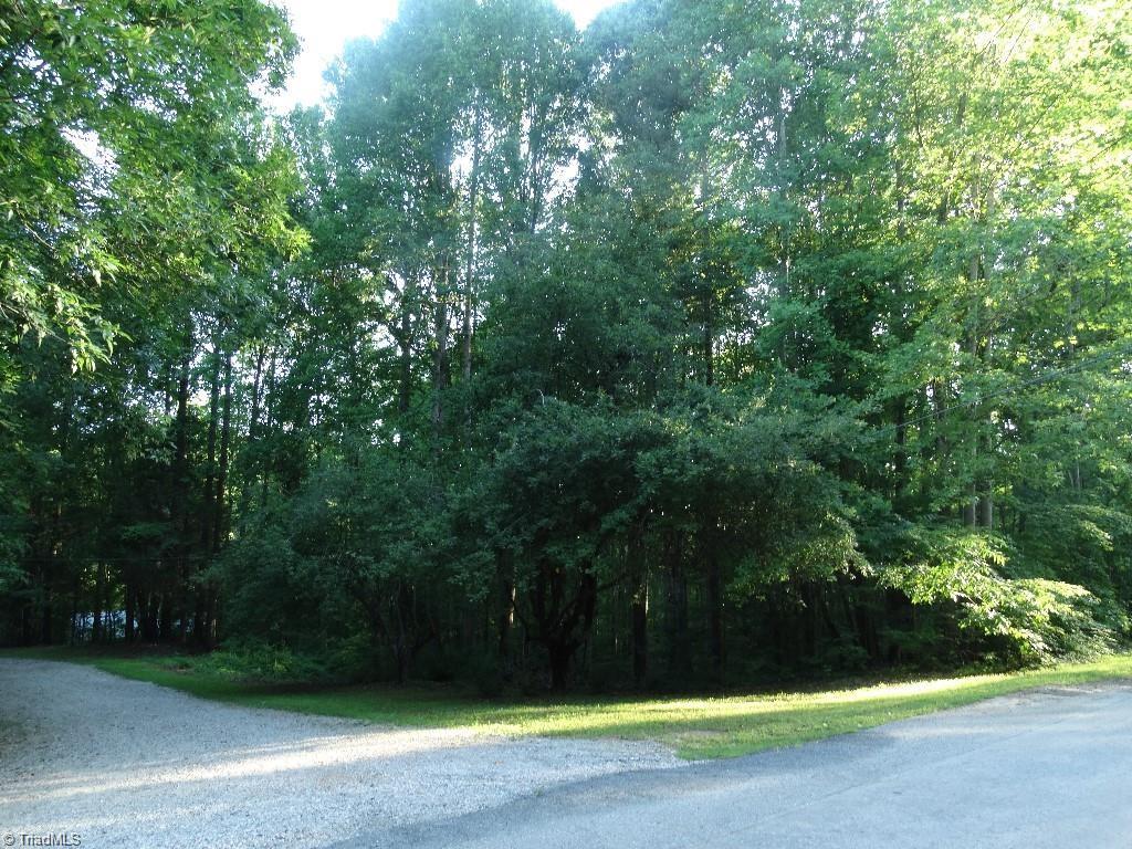4014 Langden Road Winston-Salem, NC 27107 - Photo 2 of 6 Gallery Image 2