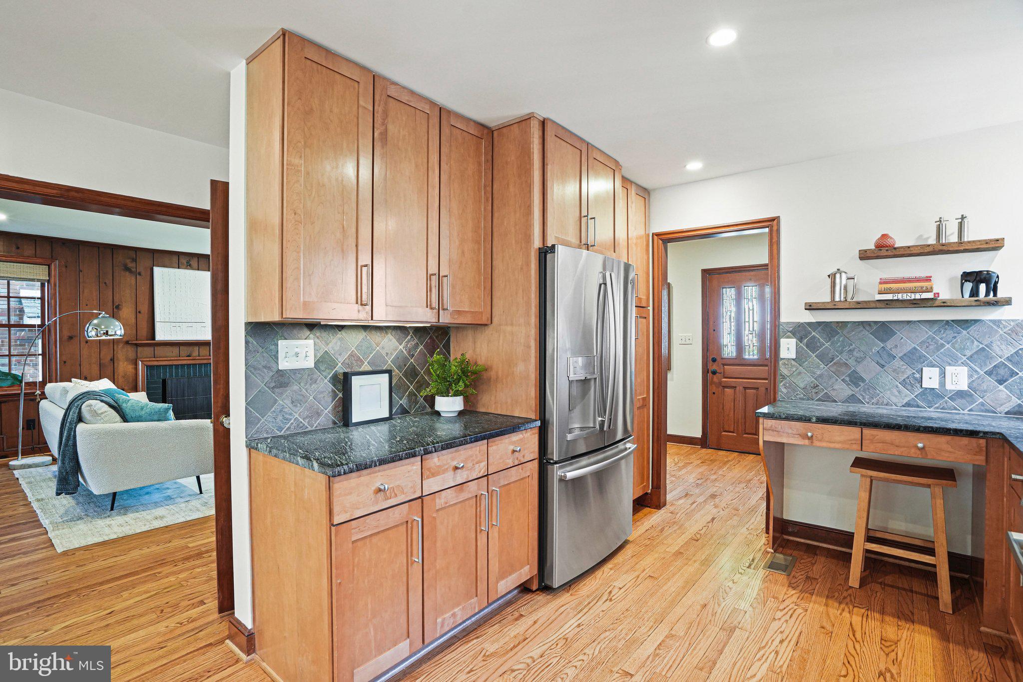 4914 Albemarle Street Northwest Washington, DC 20016 - Photo 9 of 49