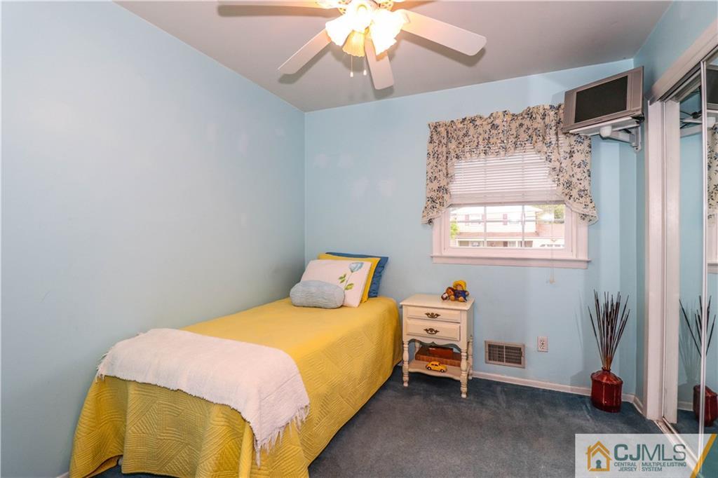 167 Winding Road Iselin, NJ 08830 - Photo 20 of 25 Gallery Image 20
