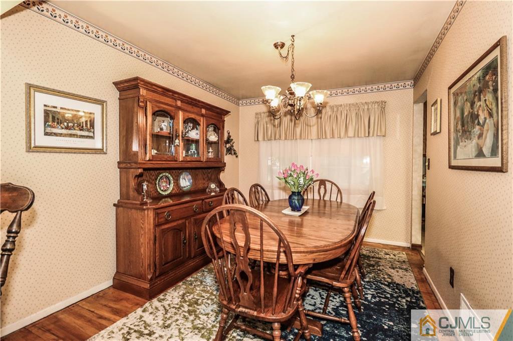 167 Winding Road Iselin, NJ 08830 - Photo 9 of 25 Gallery Image 9