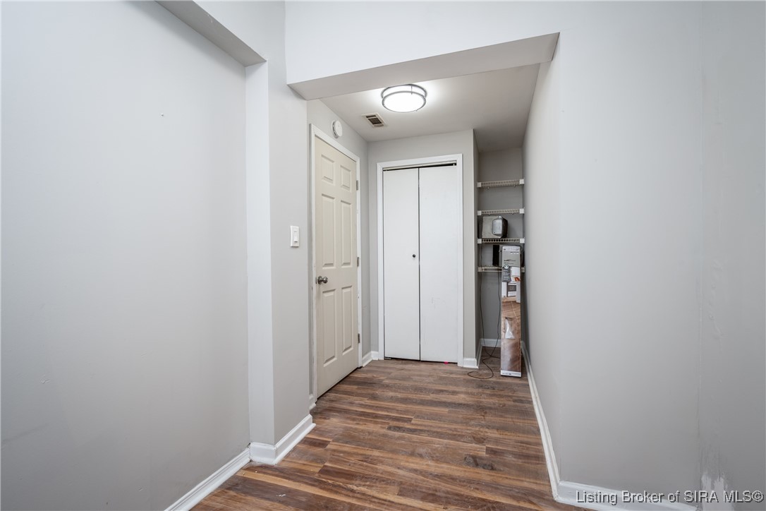 1512 Locust Street New Albany, IN 47150 - Photo 16 of 27