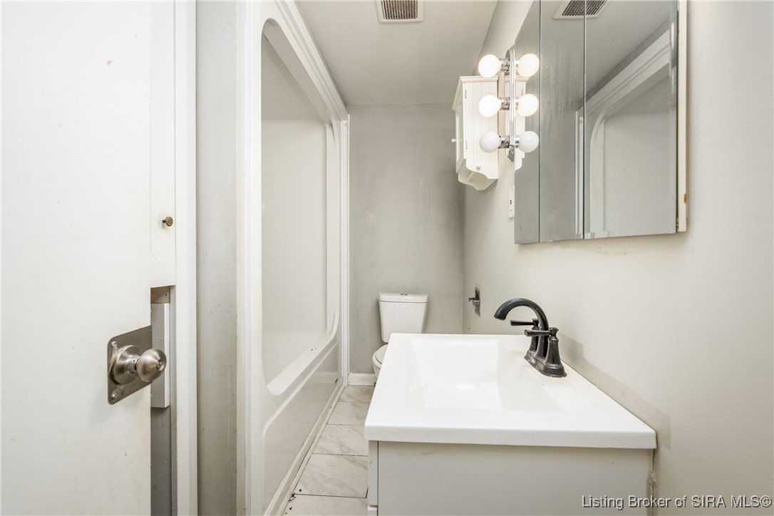 1512 Locust Street New Albany, IN 47150 - Photo 17 of 27