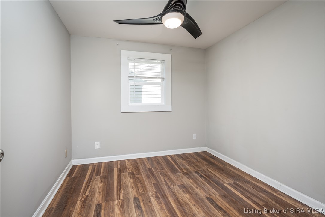 1512 Locust Street New Albany, IN 47150 - Photo 18 of 27