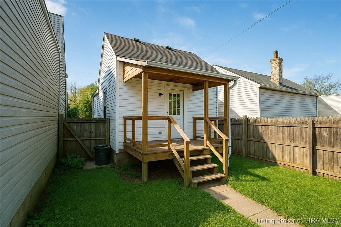 1512 Locust Street New Albany, IN 47150 - Photo 5 of 27 This image has been digitally enhanced to showcase