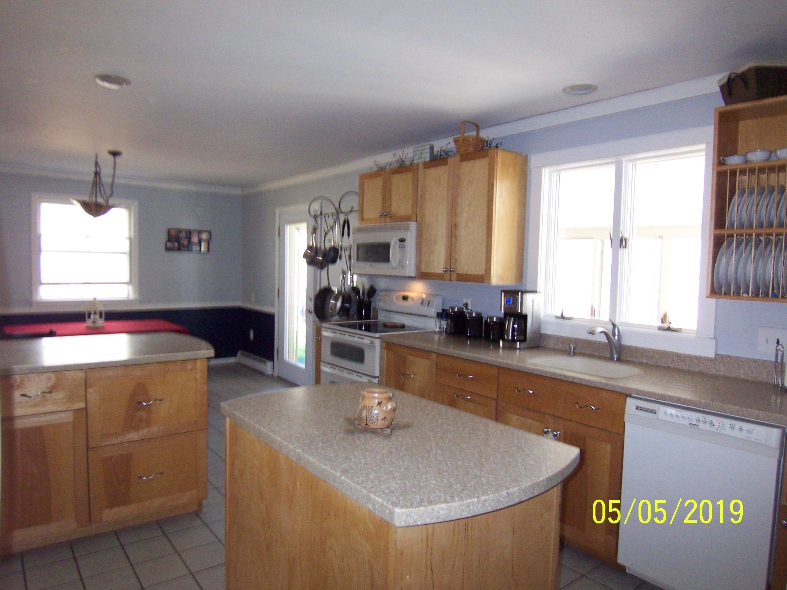 189 Lewiston Junction Road Poland, ME 04274 - Photo 8 of 34 100_4509