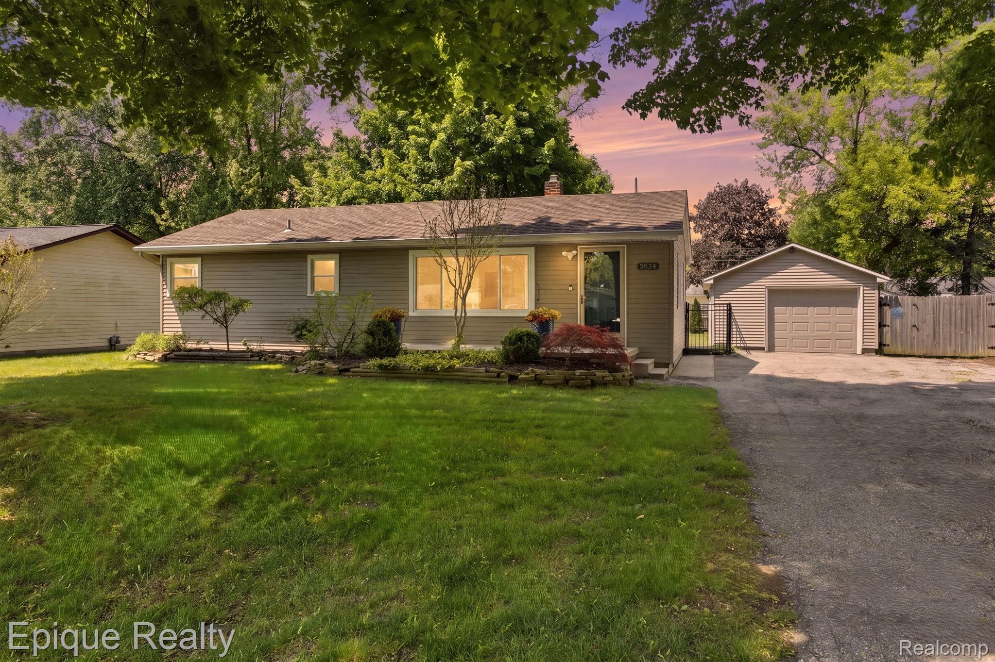 2624 Harrison Avenue Rochester, MI 48307 - Photo 1 of 27 2-web-or-mls-2624 Harrison Ave Rochester Hills, MI 48307.jpg