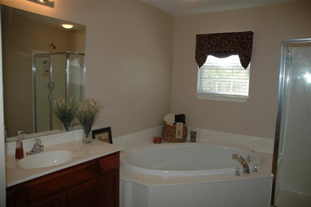 22 Ridgeleigh Way Simpsonville, SC 29681 - Photo 12 of 22 Gallery Image 12