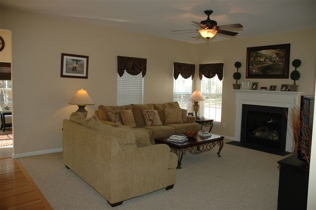 22 Ridgeleigh Way Simpsonville, SC 29681 - Photo 4 of 22 Gallery Image 4