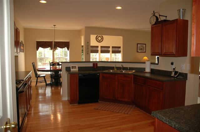22 Ridgeleigh Way Simpsonville, SC 29681 - Photo 7 of 22 Gallery Image 7