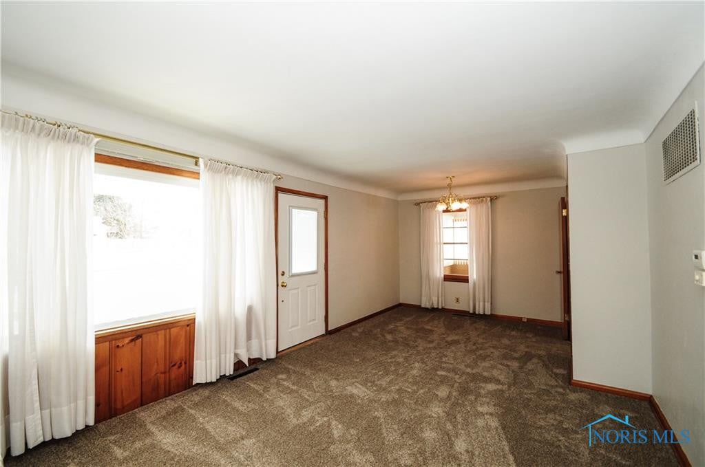 1105 Craig Road Maumee, OH 43537 - Photo 5 of 25 Photo 5