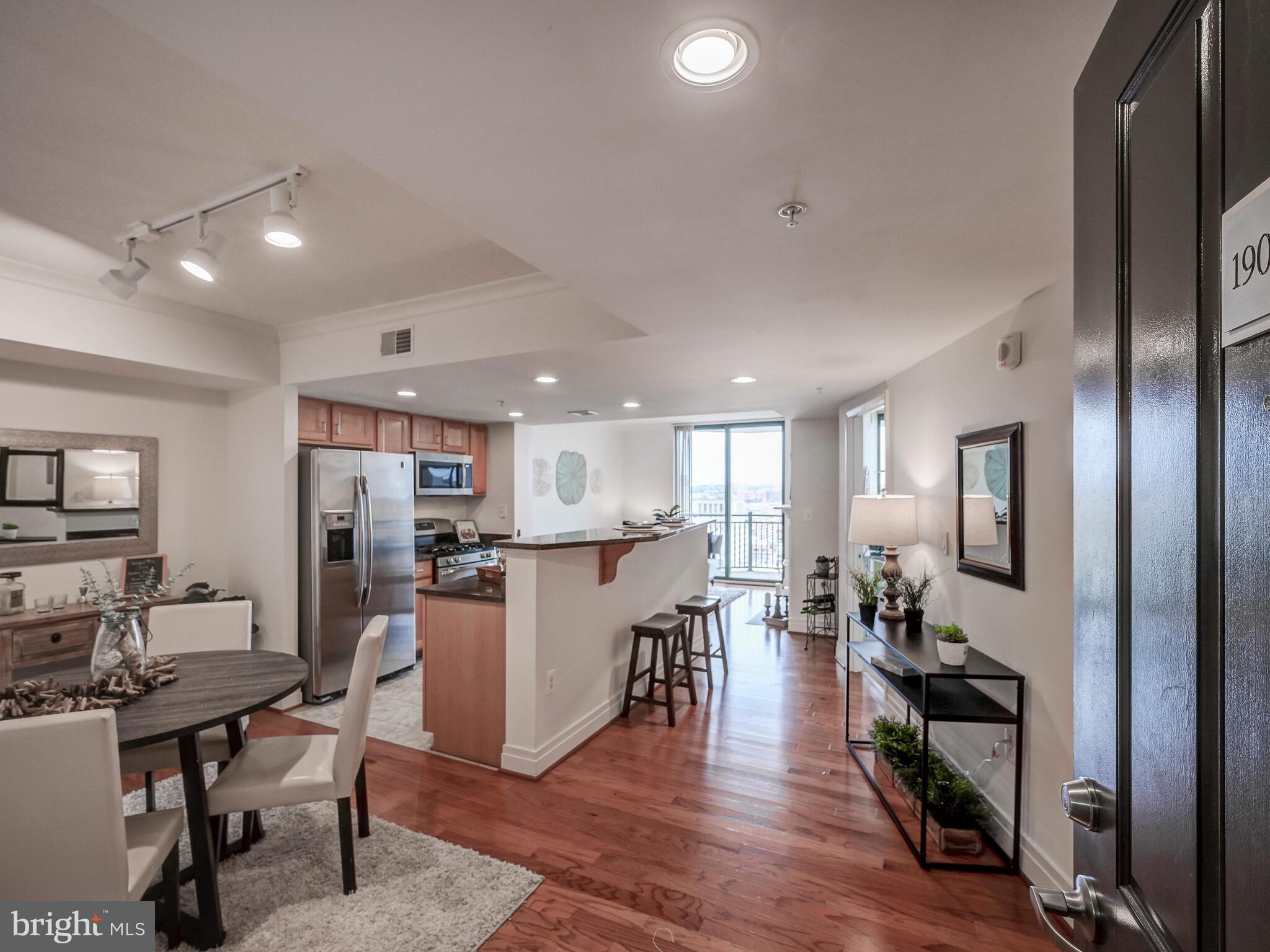 414 Water Street, Unit 1908 Baltimore, MD 21202 - Photo 4 of 26