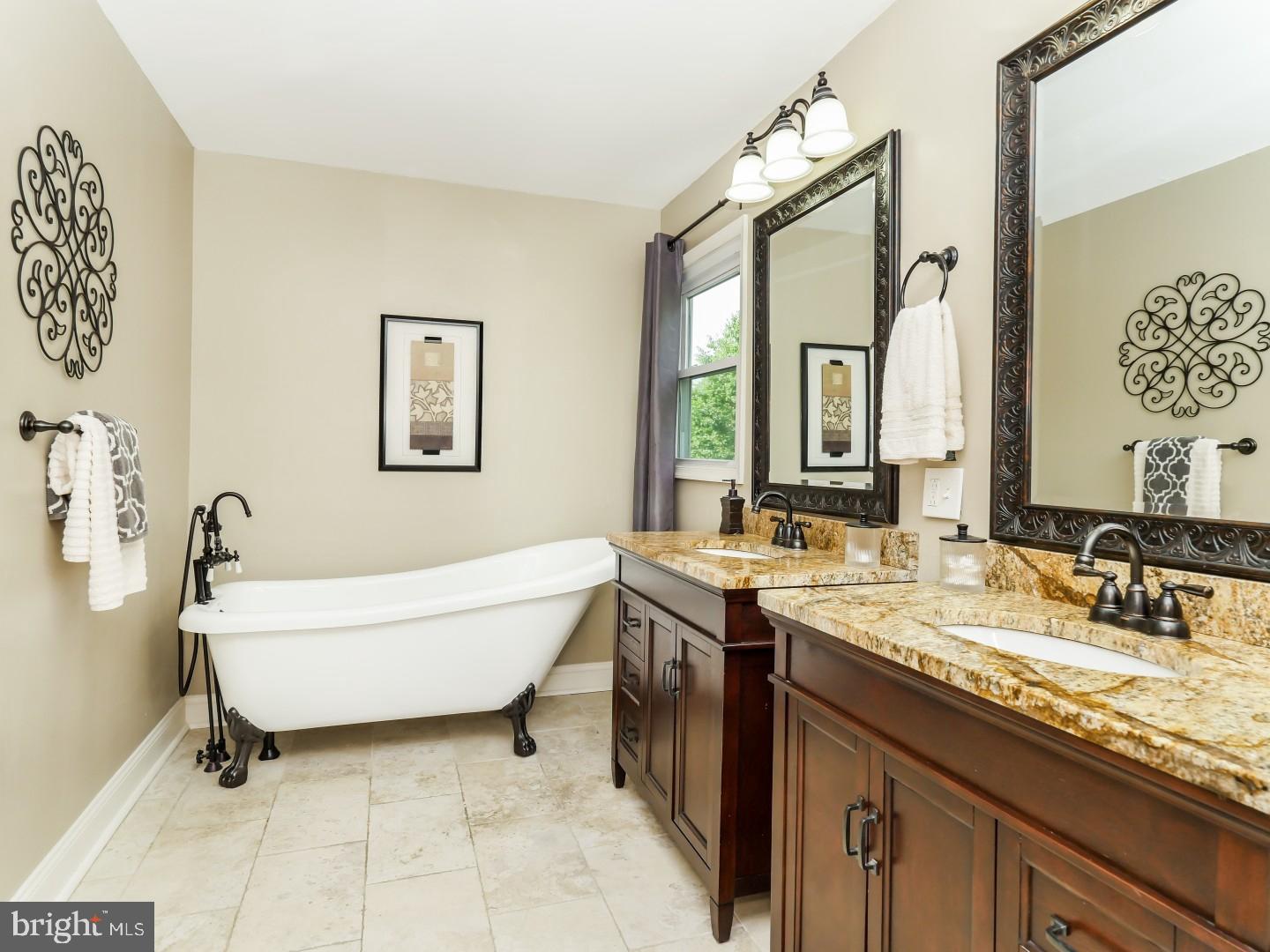 1237 Fountain Road Newtown, PA 18940 - Photo 14 of 25 Master Bathroom