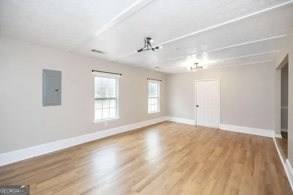 $2,050 | 641 Honey Creek Road, McDonough, GA 30252