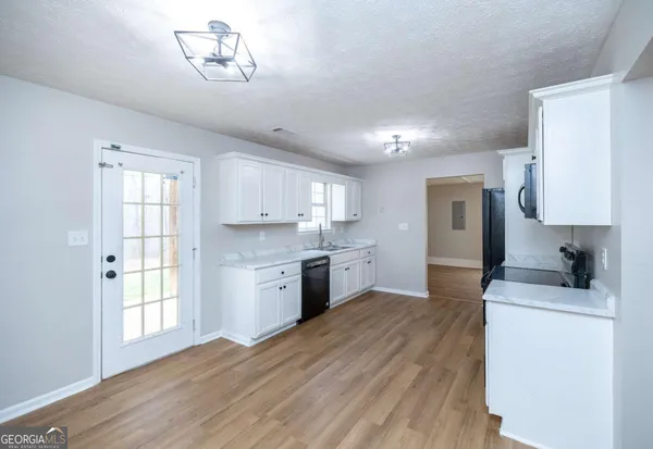 $2,050 | 641 Honey Creek Road, McDonough, GA 30252