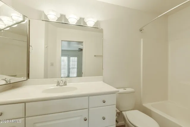 $1,695 | 1446 East Grovers Avenue, Unit 17, Phoenix, AZ 85022