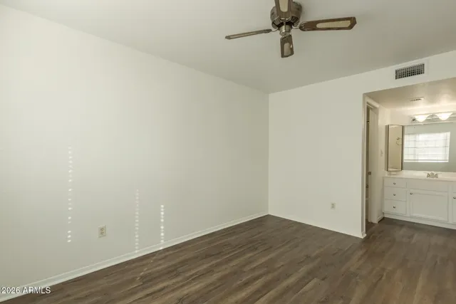 $1,695 | 1446 East Grovers Avenue, Unit 17, Phoenix, AZ 85022