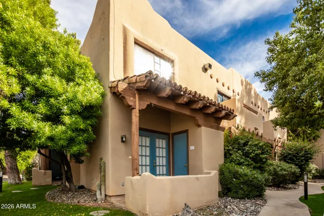 $1,695 | 1446 East Grovers Avenue, Unit 17, Phoenix, AZ 85022