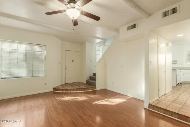 $1,695 | 1446 East Grovers Avenue, Unit 17, Phoenix, AZ 85022