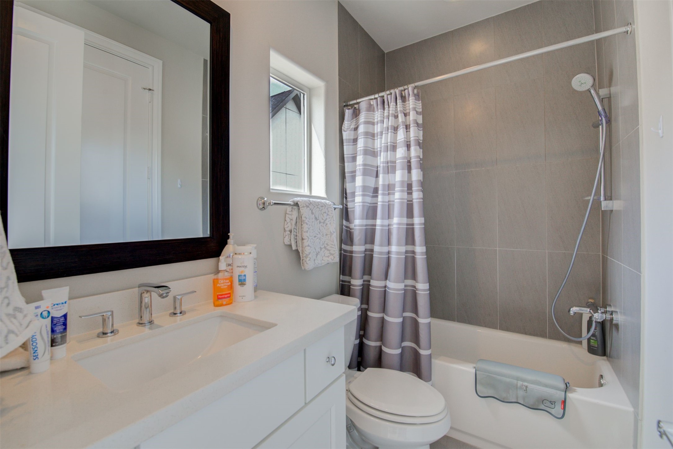 9664 Knight Road Houston, TX 77045 - Photo 13 of 33