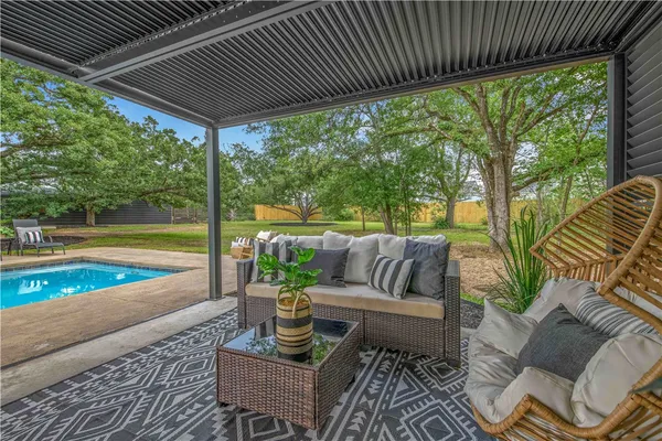 $1,240,000 | 743 South Rosemary Drive, Bryan, TX 77802