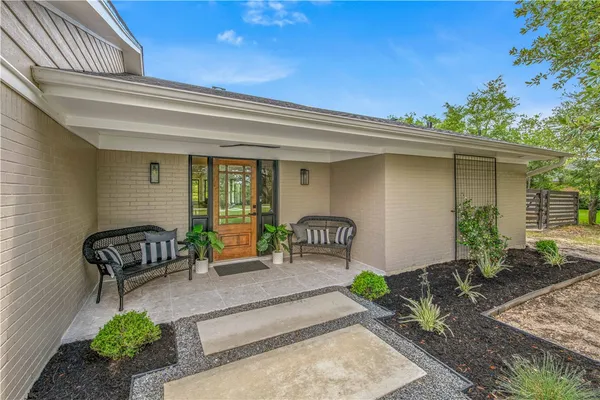 $1,240,000 | 743 South Rosemary Drive, Bryan, TX 77802