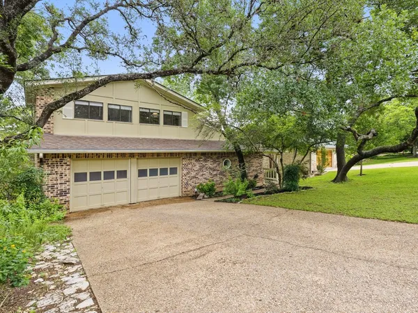 $800,000 | 4702 Fawnwood Cove, Austin, TX 78735