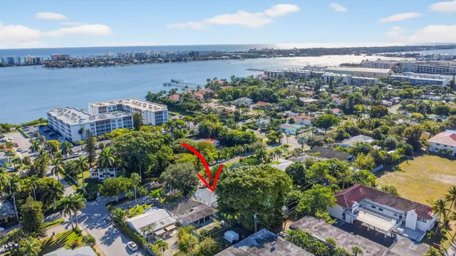 $3,700 | 1511 South Palmway, Lake Worth Beach, FL 33460