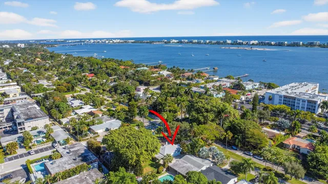 $3,700 | 1511 South Palmway, Lake Worth Beach, FL 33460