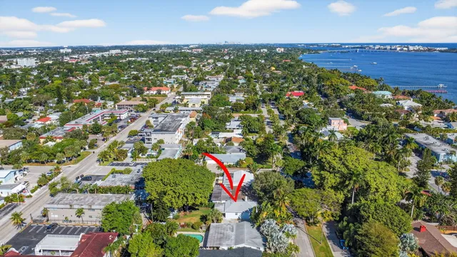 $3,700 | 1511 South Palmway, Lake Worth Beach, FL 33460