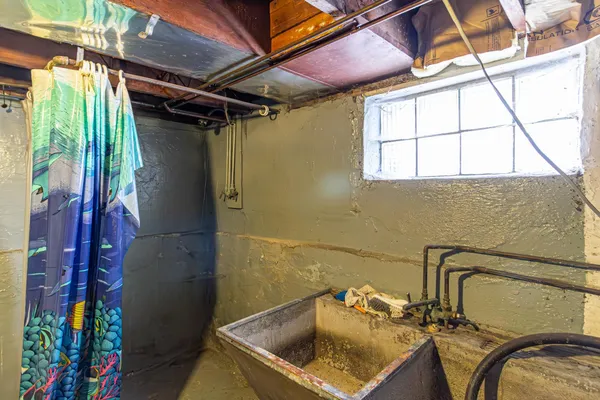 $185,000 | 628 East Sheridan Street, Ely, MN 55731