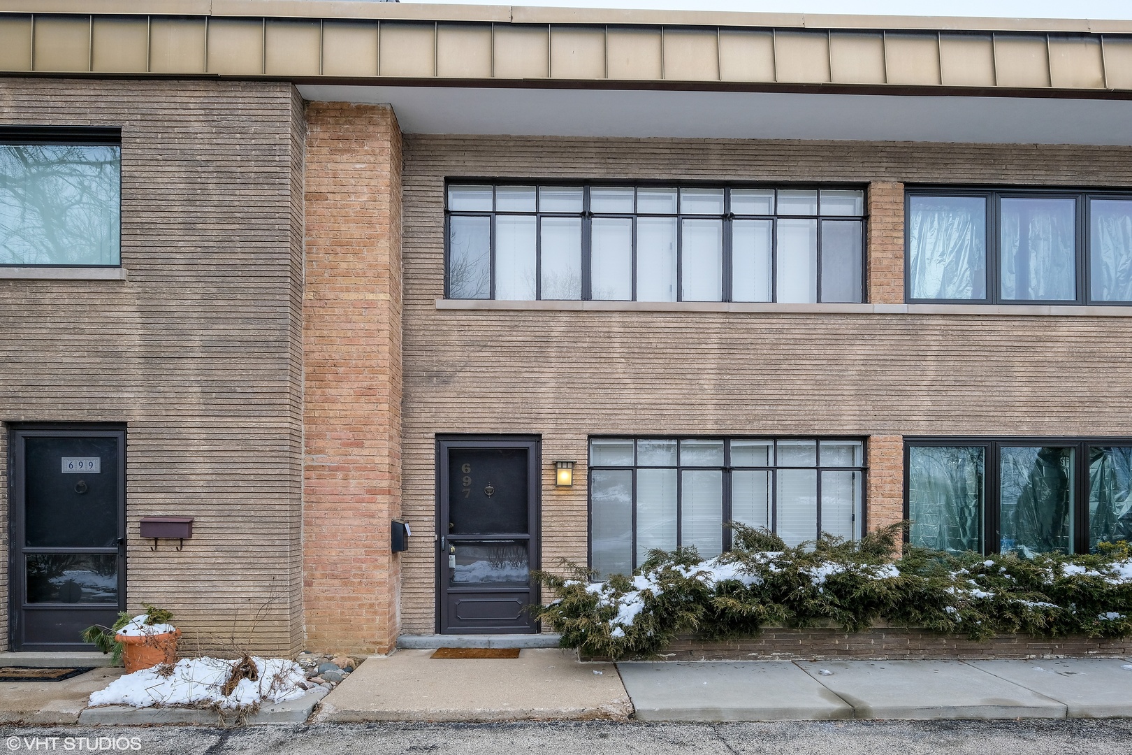 697 Green Bay Road Highland Park, IL 60035 - Photo 1 of 13