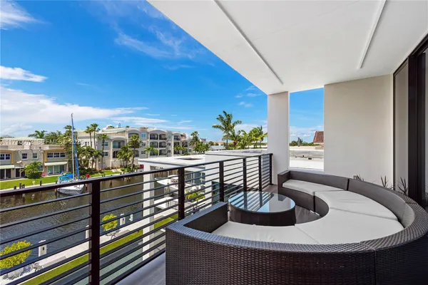 $75,000 | 1400 Bayview Drive, Fort Lauderdale, FL 33304