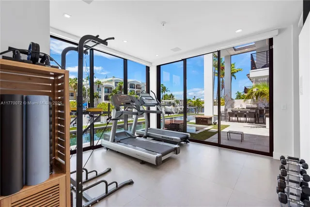 $60,000 | 1400 Bayview Drive, Fort Lauderdale, FL 33304