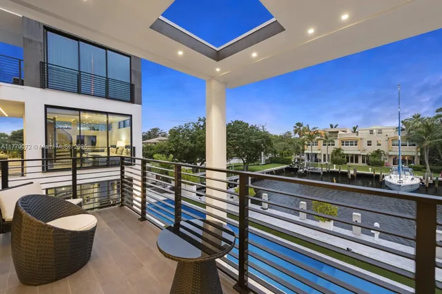 $60,000 | 1400 Bayview Drive, Fort Lauderdale, FL 33304