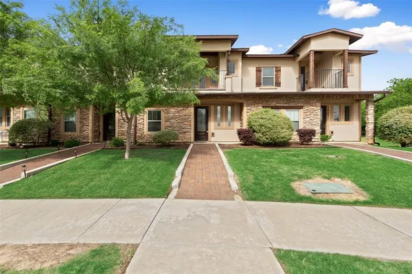 front view of house with a yard