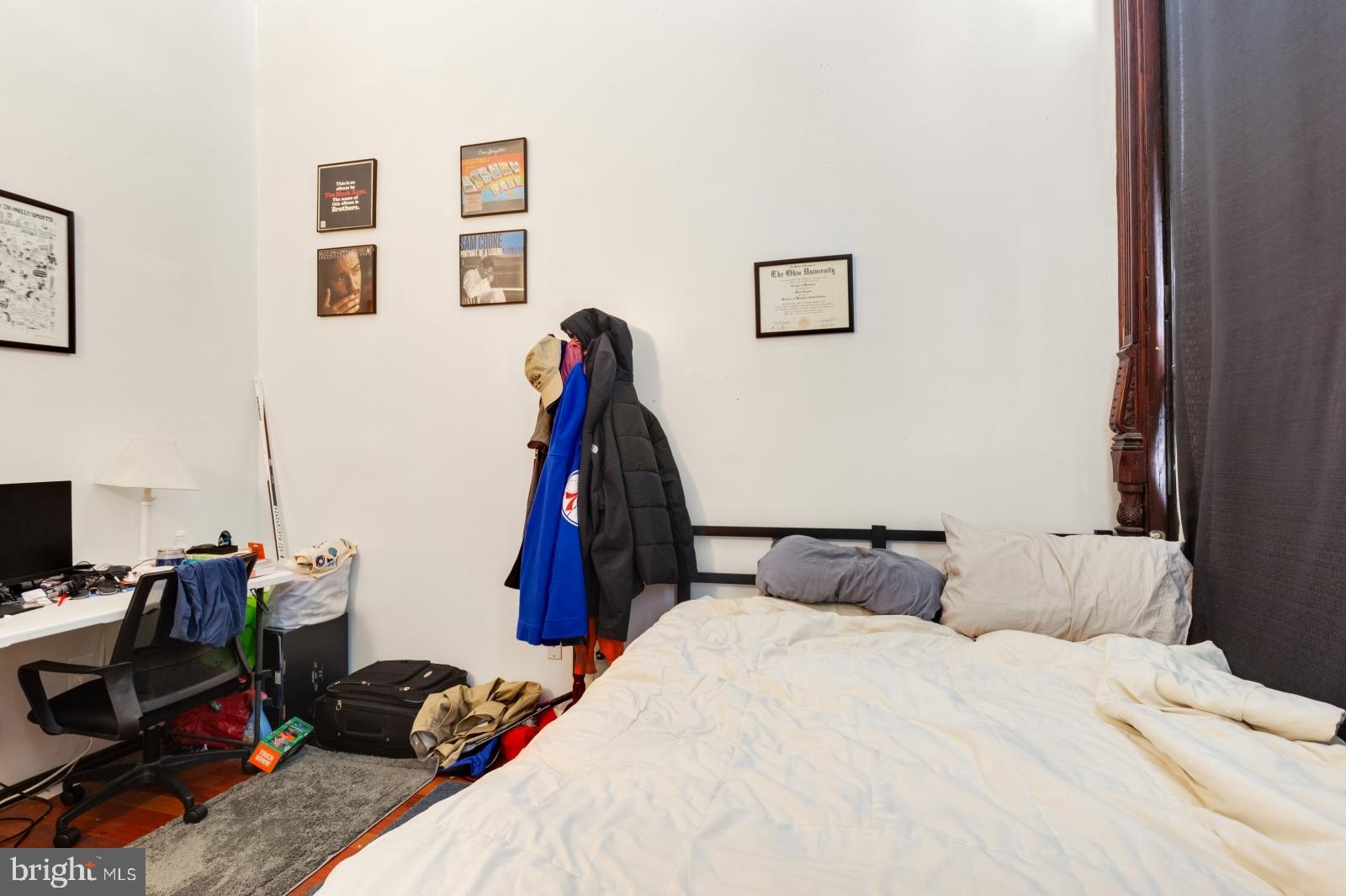 35 South 13th Street, Unit 2 Philadelphia, PA 19107 - Photo 11 of 24
