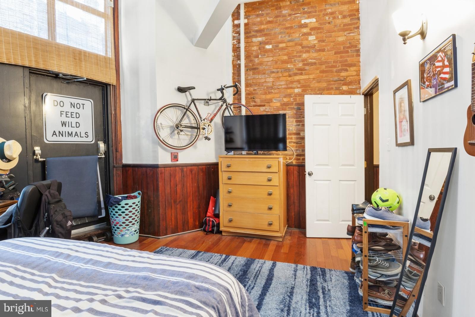 35 South 13th Street, Unit 2 Philadelphia, PA 19107 - Photo 18 of 24