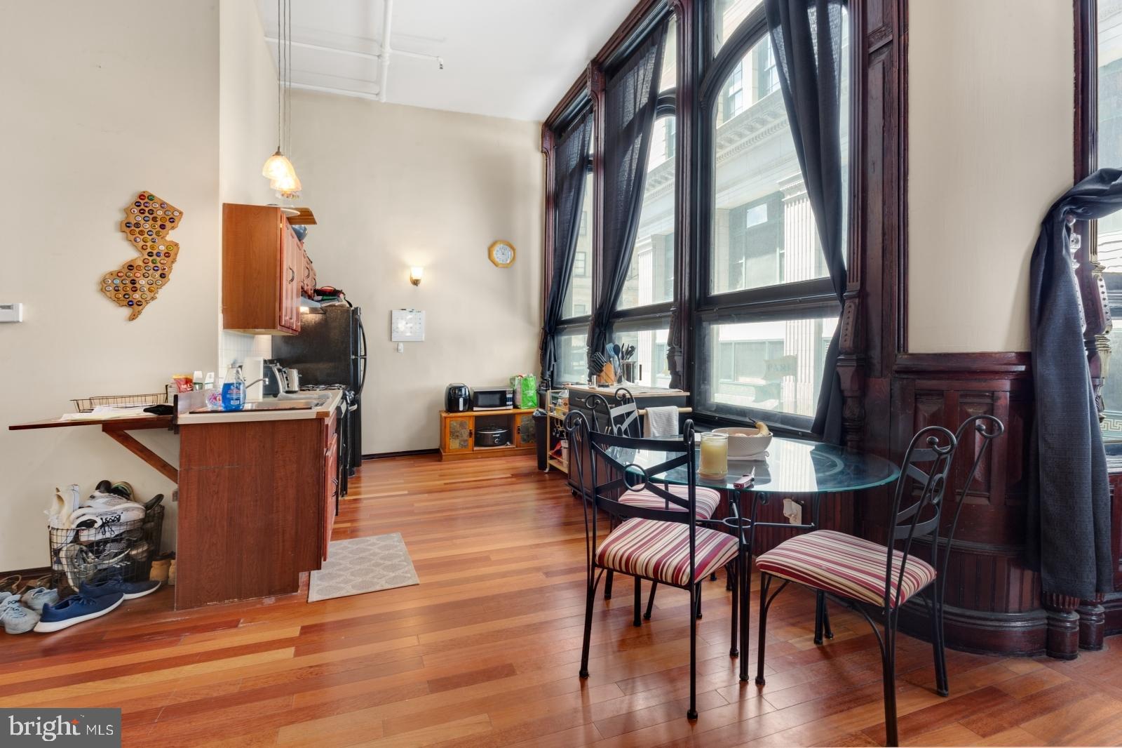 35 South 13th Street, Unit 2 Philadelphia, PA 19107 - Photo 7 of 24