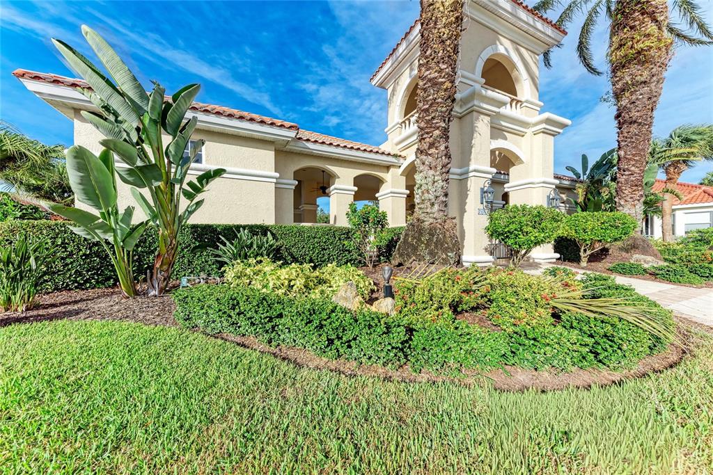 7128 Rue De Palisades, Unit 22 Sarasota, FL 34238 - Photo 36 of 41 front view of a house