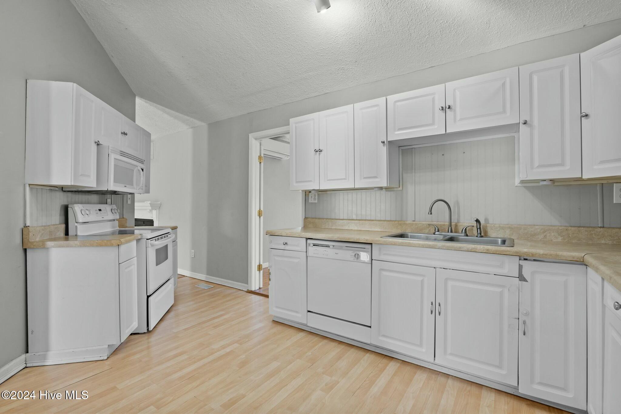 916 Hibbs Road Newport, NC 28570 - Photo 14 of 47 tempImageqDoLc5