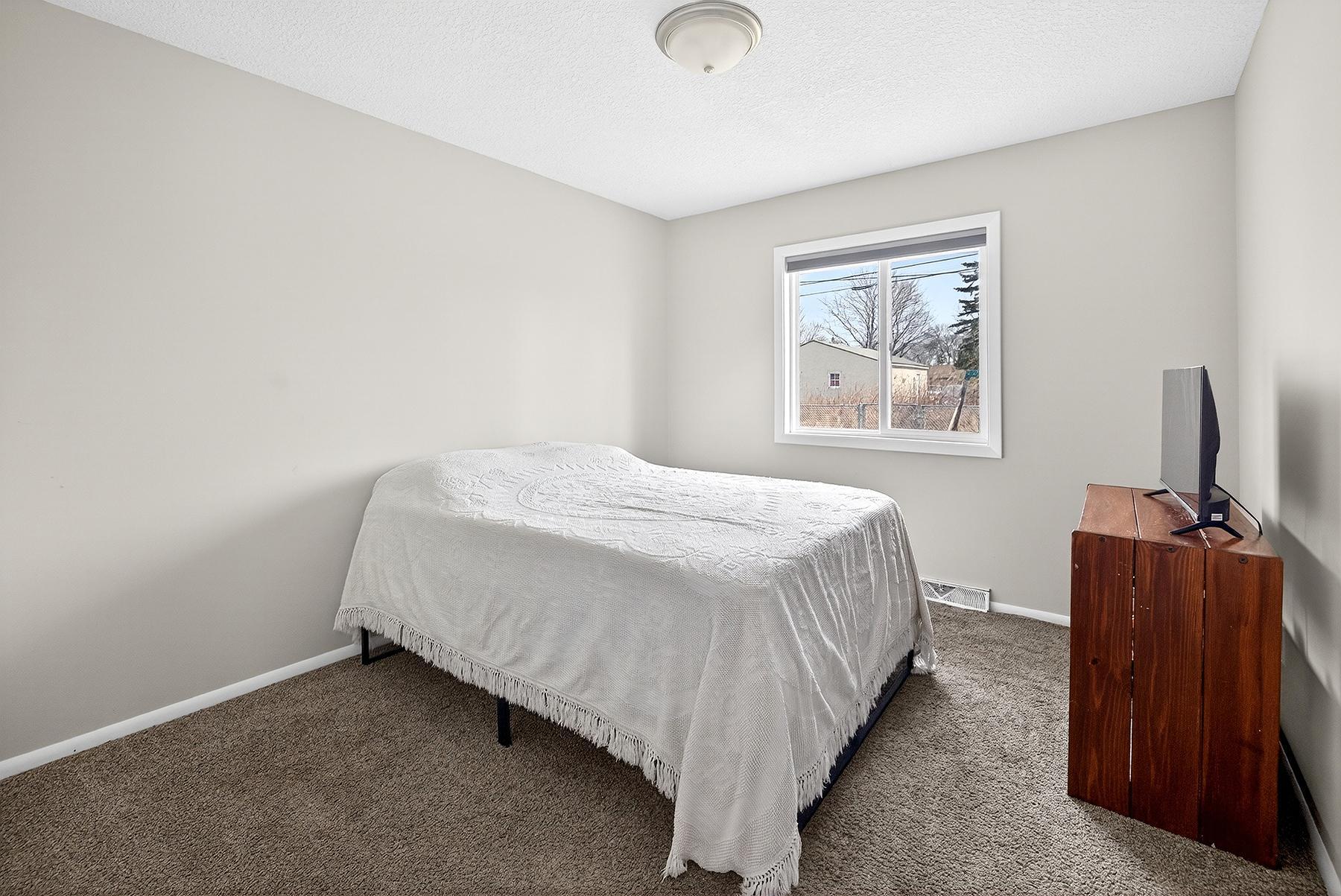 673 Monroe Street South Shakopee, MN 55379 - Photo 13 of 24