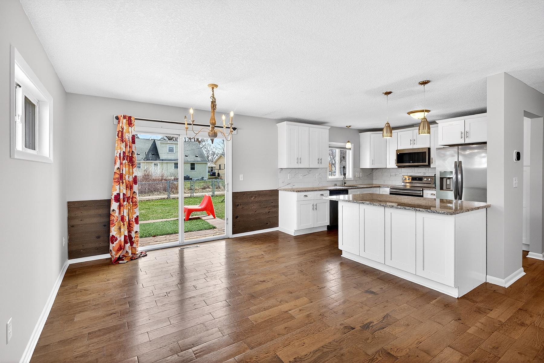 673 Monroe Street South Shakopee, MN 55379 - Photo 9 of 24
