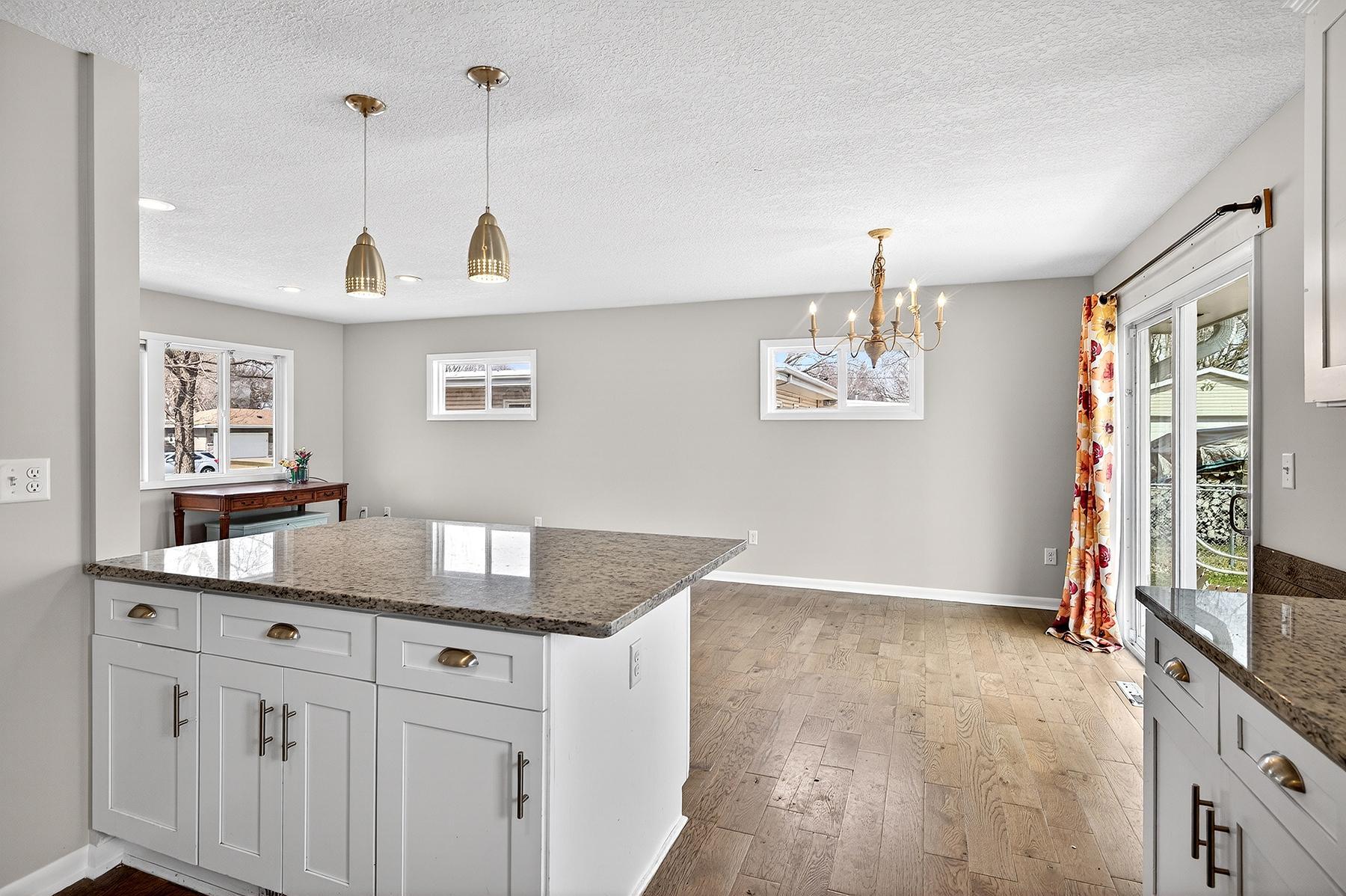 673 Monroe Street South Shakopee, MN 55379 - Photo 10 of 24