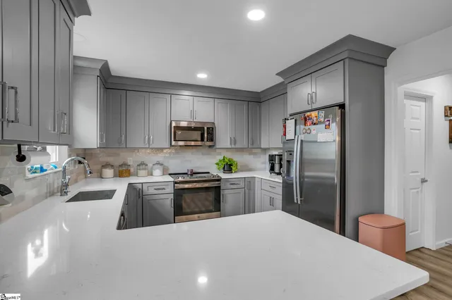 $399,900 | 123 Graystone Drive, Moore, SC 29369