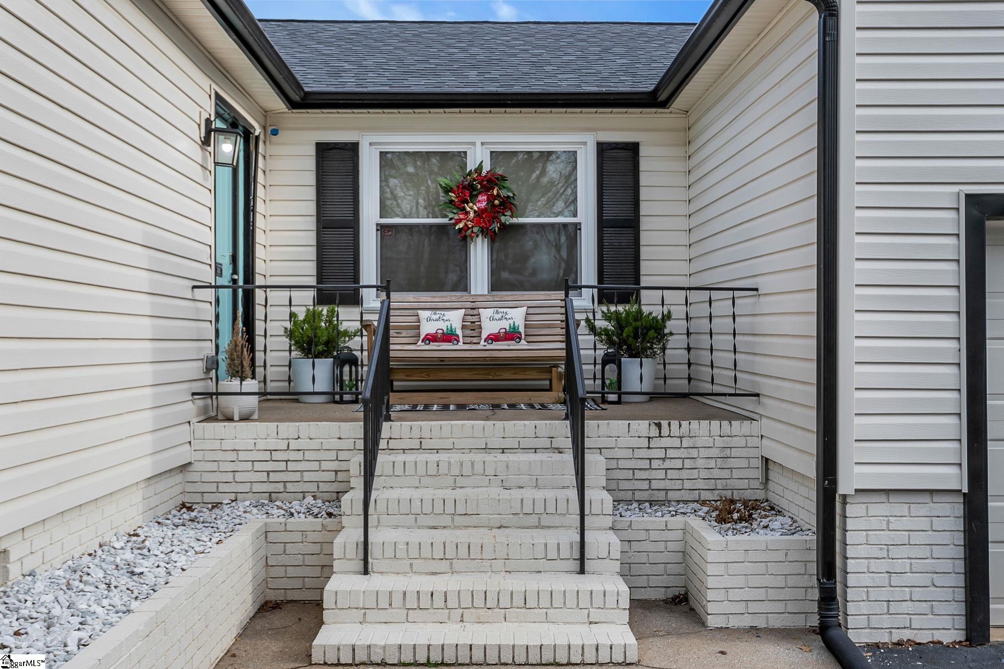 123 Graystone Drive Moore, SC 29369 - Photo 5 of 47